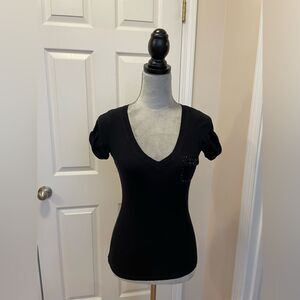 Black v-neck T-shirt